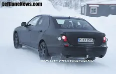 8-2009-spied-mercedes-benz-e-class.webp