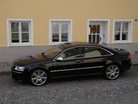 AudiS8small3.webp