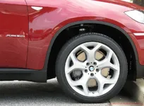 VR- 50i- X6 -Y Spoke Wheels-Leather Dash-19 July 2008-Copy 002.webp