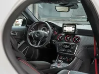 mercedes-benz-a45-amg-14.webp