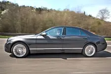 Mercedes-S-Klasse-2013-Testfahrt-729x486-7a60dd48cac494ec.webp