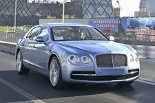 Bentley-Flying-Spur-02.webp
