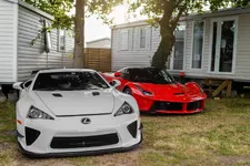 laferrari vs LFA NE.webp