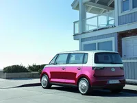 Volkswagen-Bulli_Concept_2011_1600x1200_wallpaper_06.webp