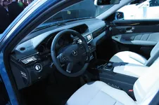 11-m-b-e-class-wagon-live.webp