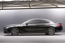 BMW-Concept-Gran-Coupe-f900x600-F4F4F2-C-46b4240a-384532.webp