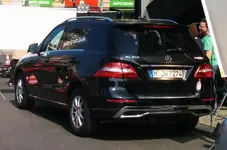 MercedesMLspies-02.webp