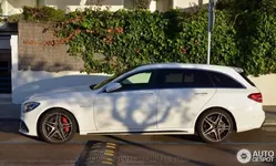 mercedes-amg-c-63-estate-s205-c254429112014183843_2.webp