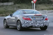 2016-mercedes-benz-slc-class-slk-class-facelift-spy-shots_100491849_h.webp