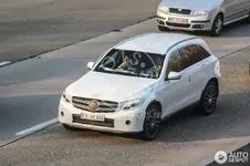 mercedes-benz-glc-x205-c941107042015103854_2.webp