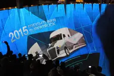 2048_Freightliner-Las-Vegas-2015_I_2_9012.webp