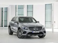 Mercedes-Benz-GLC_2016_1600x1200_wallpaper_01.webp