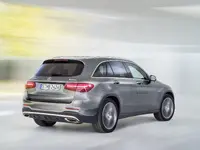 Mercedes-Benz-GLC_2016_1600x1200_wallpaper_16.webp