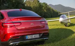 2016-Mercedes-Benz-GLE-450-AMG-Coupe-109-876x535.webp