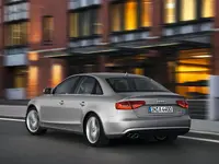 Audi-A4_2013_1600x1200_wallpaper_0e.webp