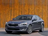 Kia-Cadenza_2014_1600x1200_wallpaper_02.webp