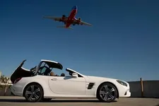 Mercedes-SL-400-Verdeck-schliesst-MobileRelaunch_600x400-72584354-933031.webp