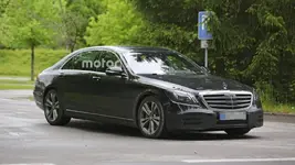 mercedes-s-class-facelift-spy-photo (1).webp