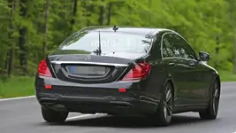mercedes-s-class-facelift-spy-photo (7).webp