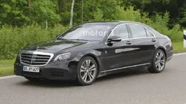 mercedes-s-class-facelift-spy-photo (9).webp