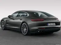 Porsche-Panamera-2017-1600-14.webp