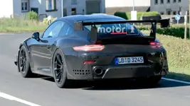 porsche-911-gt2-spy-pics (4).webp