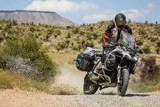 bmw-r1200gs-vs-r1200gsa-2.webp