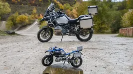 Lego-BMW-R-1200-GS-Adventure-6.webp