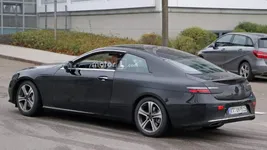 2018-mercedes-e-class-coupe-spy-photo (9).webp