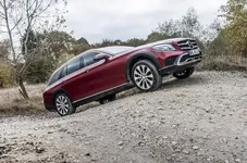 2017-mercedes-benz-e-class-all-terrain-6.webp