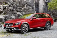 Mercedes-E-Class-All-Terrain-13.webp