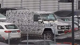 mercedes-benz-g-class-long-wheelbase-spy1.webp