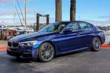 2017-bmw-5-series-front-angle-970x647-c.webp
