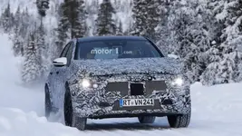 2020-mercedes-gla-new-spy-photo.webp