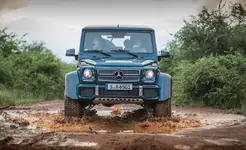 Mercedes-Maybach-G650-Landaulet-110-1-876x535.webp
