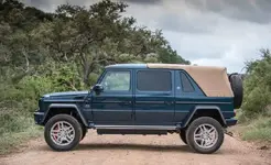 Mercedes-Maybach-G650-Landaulet-136-876x535.webp
