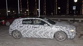 2018-mercedes-benz-a-class-spy-photo (6).webp