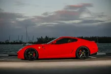 Ferrari_599_01_003.webp