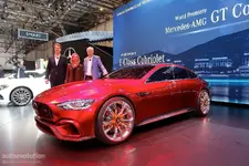 mercedes-amg-gt-concept-is-a-brute-in-savile-row-clothing_28.webp