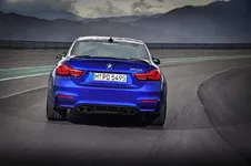 bmw-m4cs-06-jpg.404712.webp