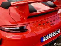 porsche-991-gt3-c831602052017210947_3.webp
