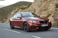 BMW-2er-Facelift-2017-M240i-Coupe-F22-LCI-Sunset-Orange-01.webp