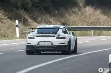 porsche-991-gt2-rs-c660917072017213807_1.webp