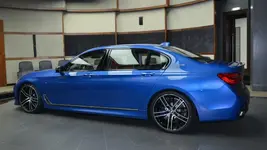 bmw-m760li-xdrive-estoril-blue.webp