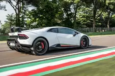 2018-Lamborghini-Huracan-Performante-rear-three-quarter-in-motion-19.webp