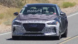 2018-genesis-g70-spy-pics.webp