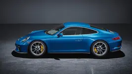 porsche-911-gt3-touring-package-leaked-official-image.webp