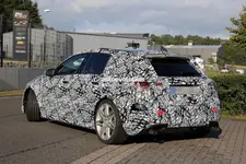 spyshots-2019-mercedes-amg-a45-looks-ready-to-dethrone-the-audi-rs3_18.webp