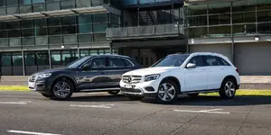 2017-mercedes-benz-v-audi-q5-hero-1.webp