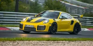 high-911-gt2-rs-world-record-nu-rburgring-2017-porsche-ag-1-1506609640.jpg?crop=1.00xw:1.webp